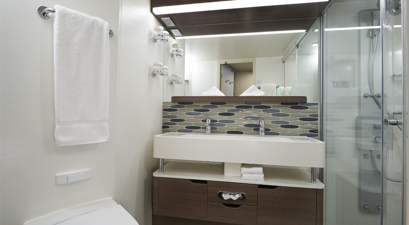 Norwegian Cruise Lines Norwegian Joy Accommodation Mini-Suite 2.jpg